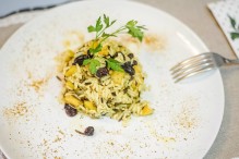 Dal blog: Bologna FoodRiso all’indiana con mele, uvetta e curry